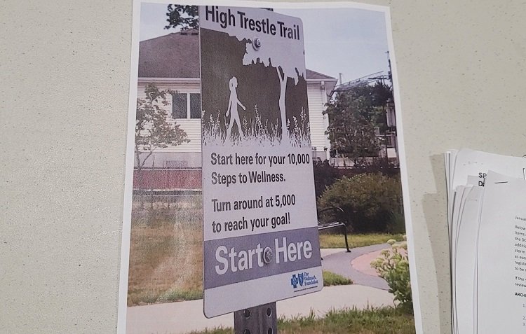 10,000 Step Signs for Girl Scout Project on Raccoon River Valley Trail