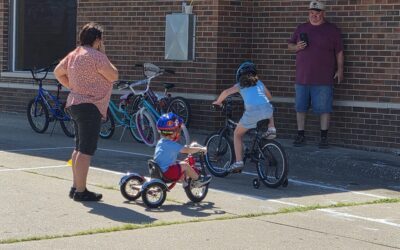 Celebrating Community and Cycling at the Hillbilly Ride
